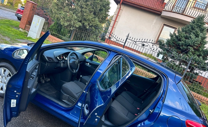 Peugeot 207 cena 19999 przebieg: 73000, rok produkcji 2010 z Szczecin małe 106